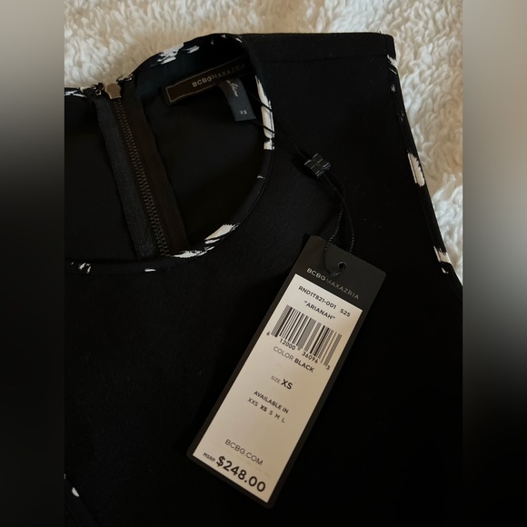 BCBG MAXAZRIA vest, new with tags - Picture 2 of 4